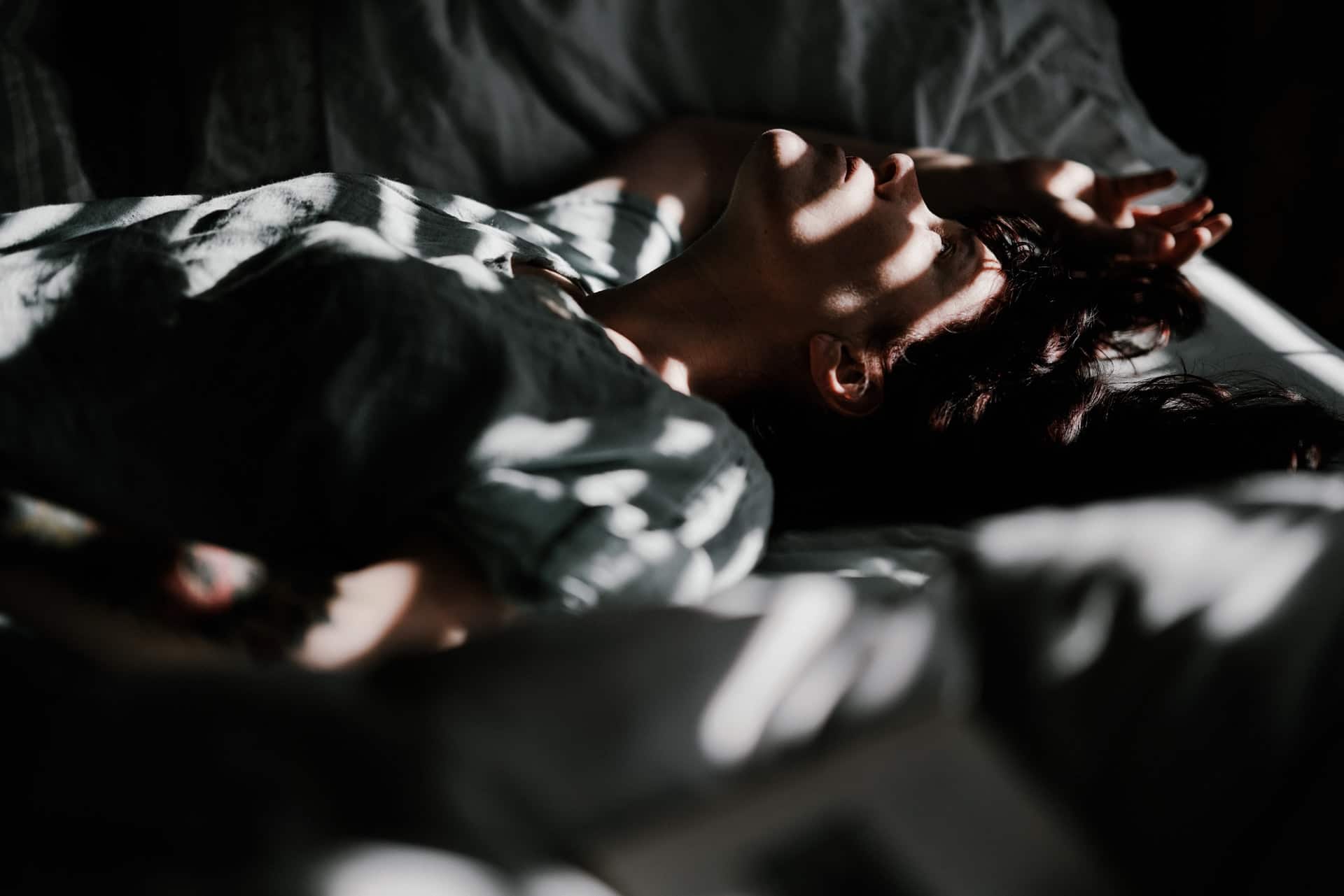 Jak CBD wpływa na sen i bezsenność?